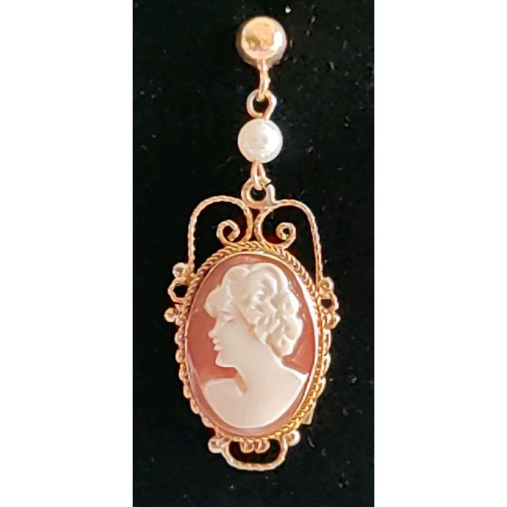 Milor Italy 14 K Cameo & Pearl Dangle Earrings 1 3/8" Long .5 " Wide - Picture 4 of 4